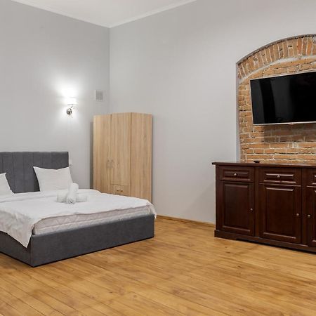 Apartment On Stavropihiiska Street 3 Lviv Eksteriør billede
