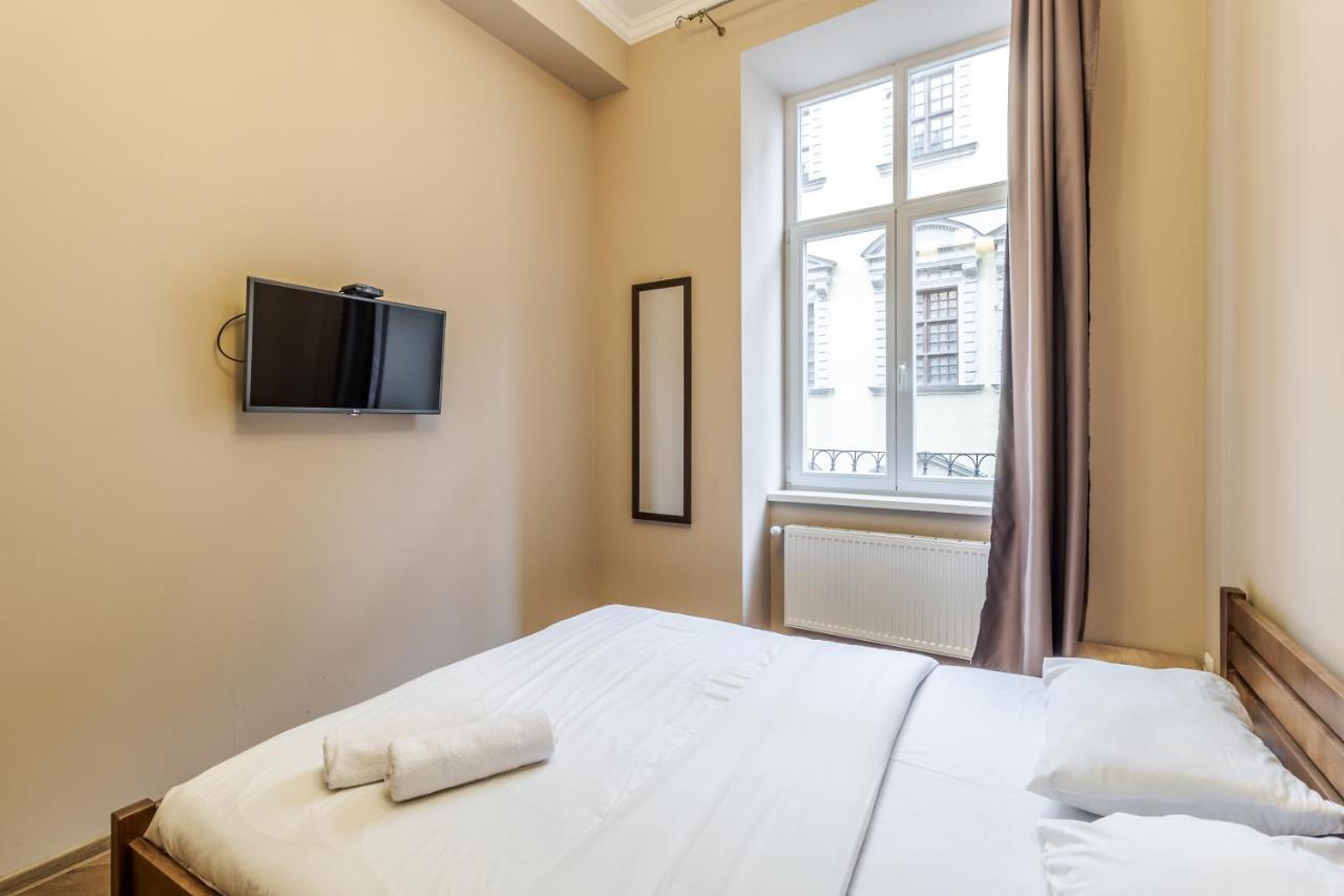 Apartment On Stavropihiiska Street 3 Lviv Eksteriør billede