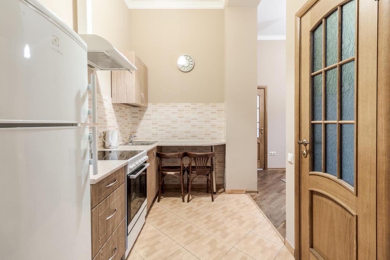 Apartment On Stavropihiiska Street 3 Lviv Eksteriør billede