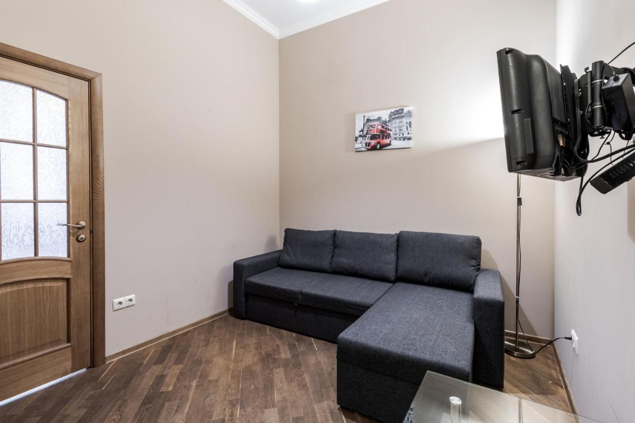 Apartment On Stavropihiiska Street 3 Lviv Eksteriør billede
