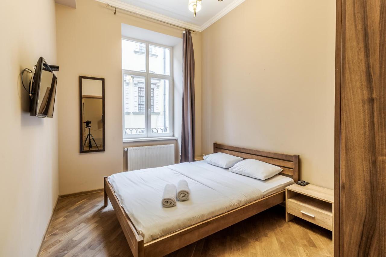 Apartment On Stavropihiiska Street 3 Lviv Eksteriør billede